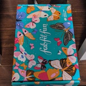 Mystery Bundle for @LindaStockley